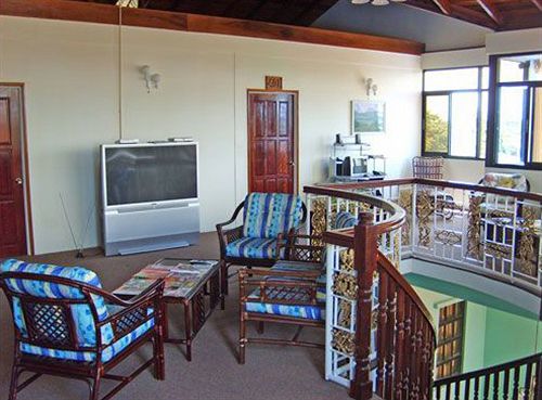 Kanuku Suites Hotel & Apartment Джорджтаун Экстерьер фото